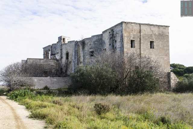 Bari. Antiche mura, scritte sataniche e toccanti poesie: � la masseria Caggiano